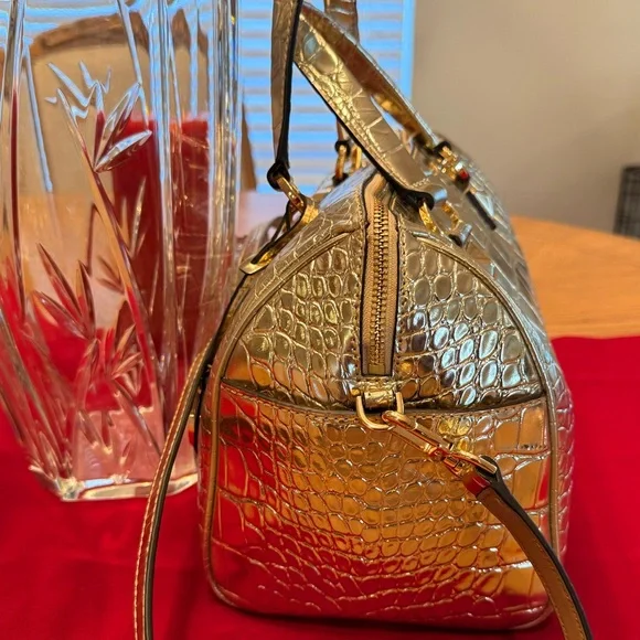 Michael Kors Grayson Metallic Gold Croc Embossed Leather Satchel, Tote EUC - Picture 4 of 13